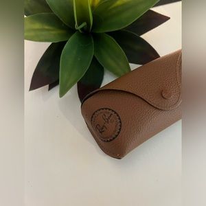 Ray Ban Tan Leather eyeglasses Case🌿